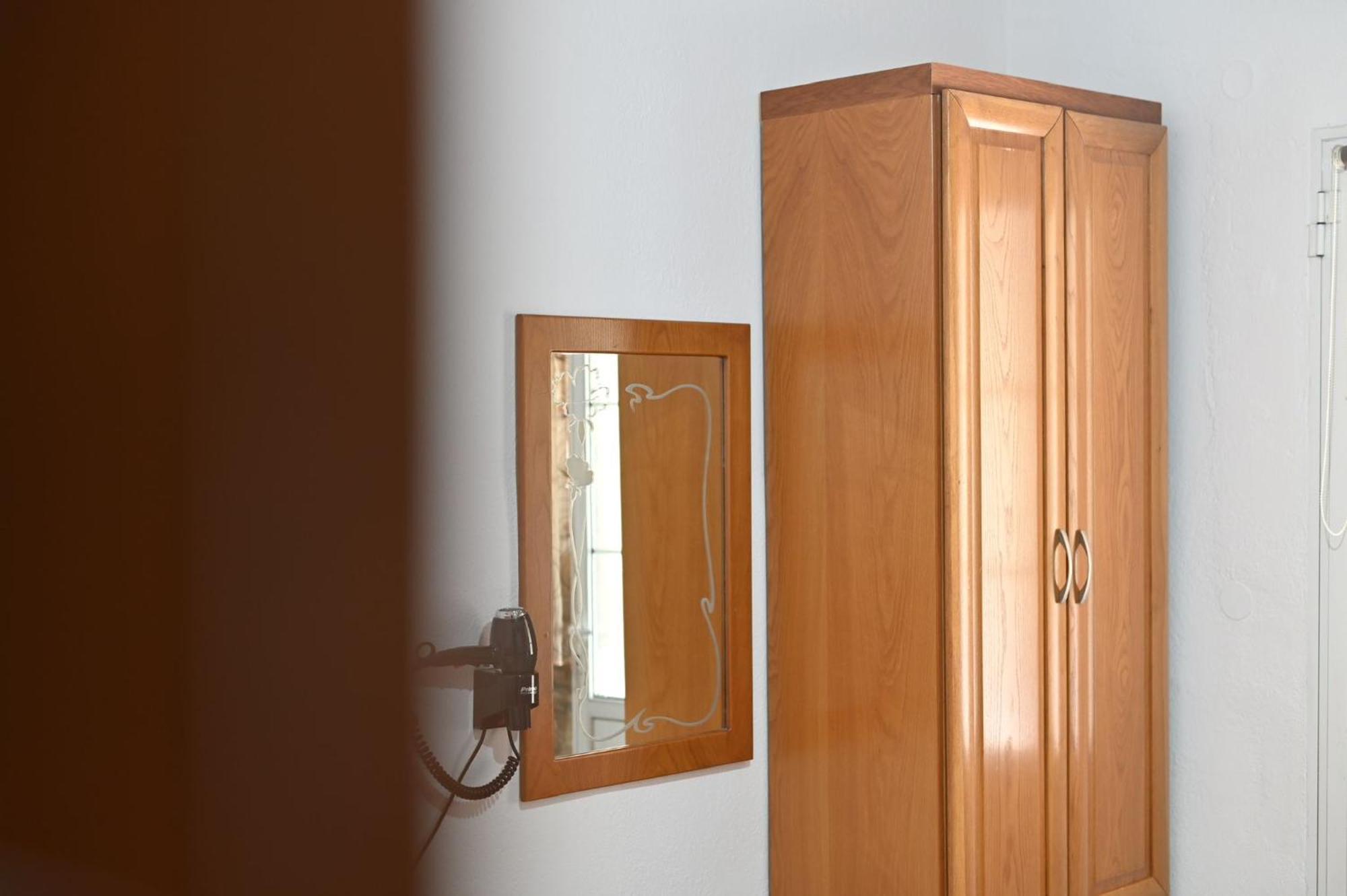 Guesthouse Agnandi Káto Loutrákion المظهر الخارجي الصورة