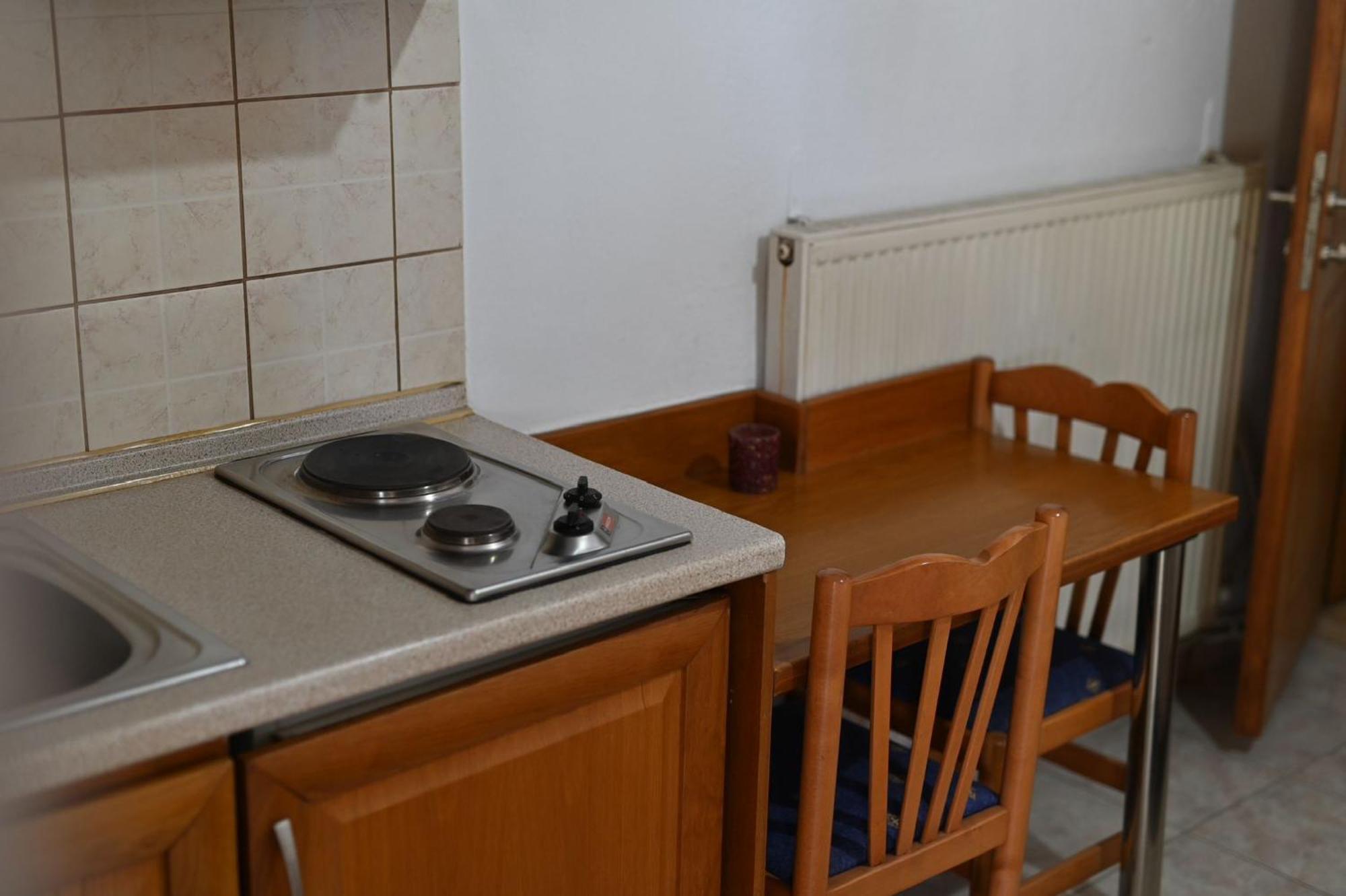 Guesthouse Agnandi Káto Loutrákion المظهر الخارجي الصورة