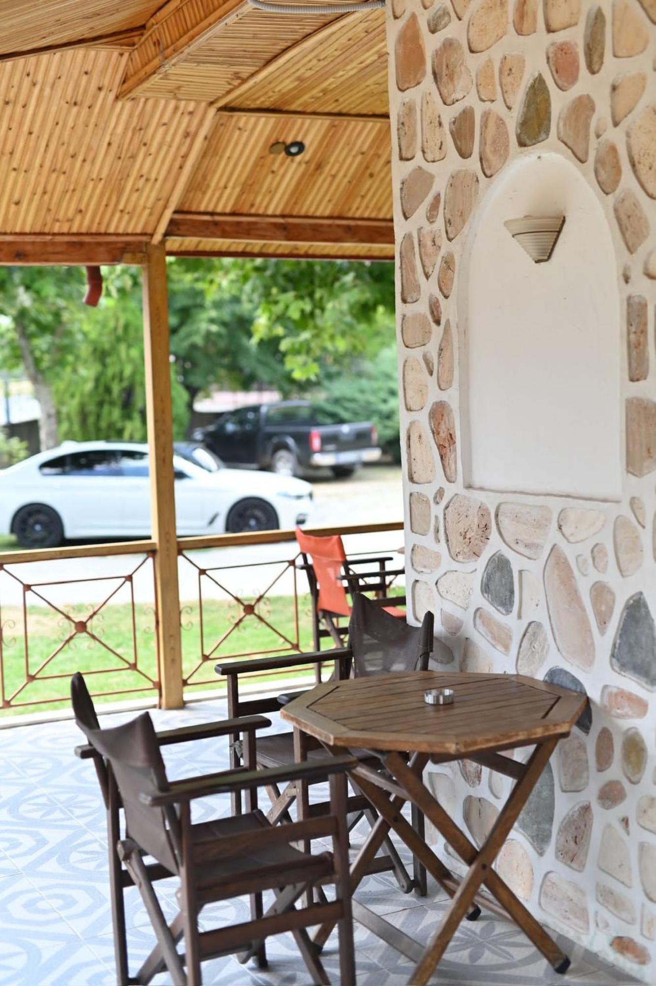 Guesthouse Agnandi Káto Loutrákion المظهر الخارجي الصورة