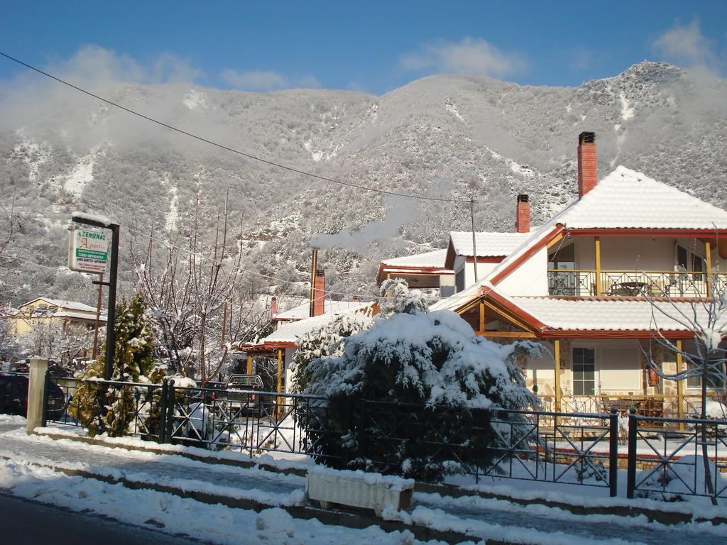 Guesthouse Agnandi Káto Loutrákion المظهر الخارجي الصورة